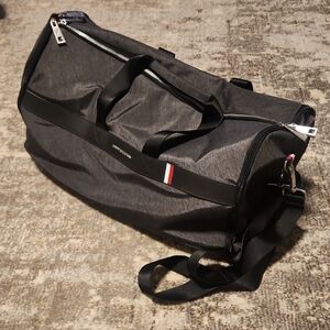 NWT Tommy Hilfger Black Travel Garment/ Duffel Bag